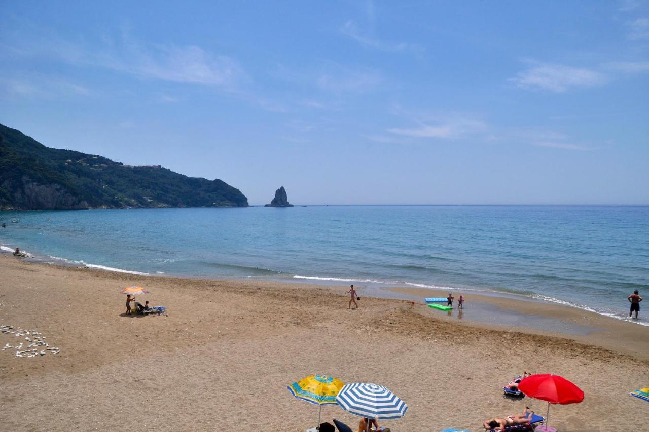 Natalia Apartment B With Panoramic Sea Views Of Agios Gordios Bay Exteriér fotografie