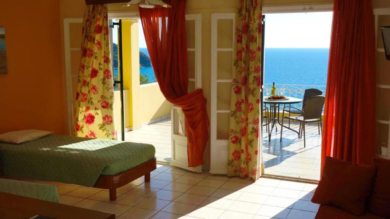 Natalia Apartment B With Panoramic Sea Views Of Agios Gordios Bay Exteriér fotografie