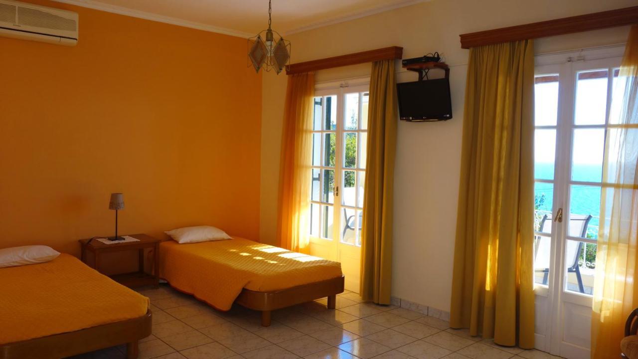 Natalia Apartment B With Panoramic Sea Views Of Agios Gordios Bay Exteriér fotografie